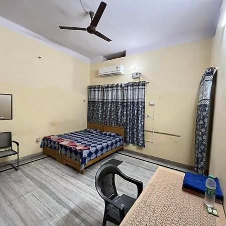 Vishwa Deva Homestay Bénarès Extérieur photo