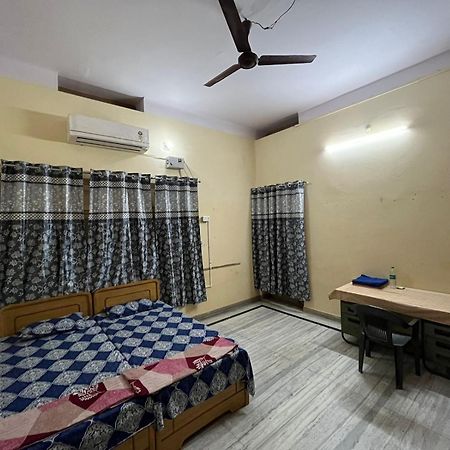 Vishwa Deva Homestay Bénarès Extérieur photo