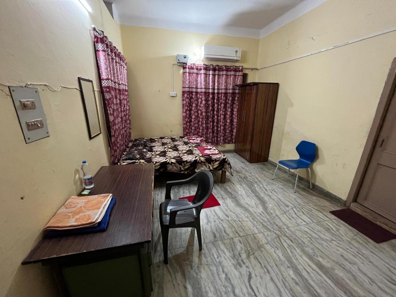 Vishwa Deva Homestay Bénarès Extérieur photo