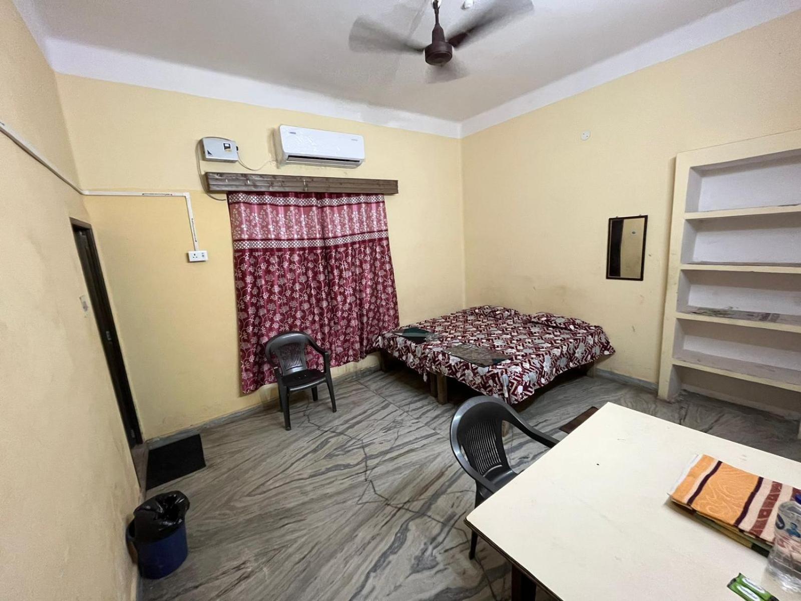 Vishwa Deva Homestay Bénarès Extérieur photo