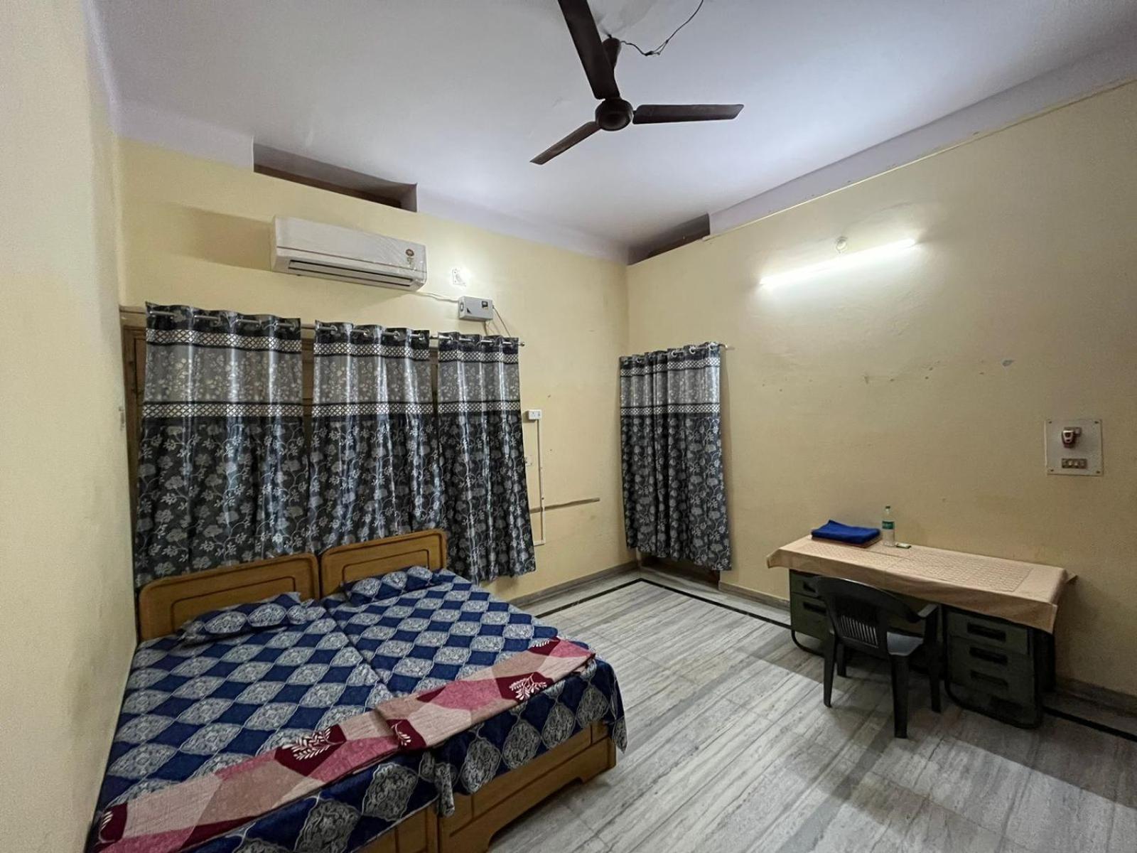 Vishwa Deva Homestay Bénarès Extérieur photo
